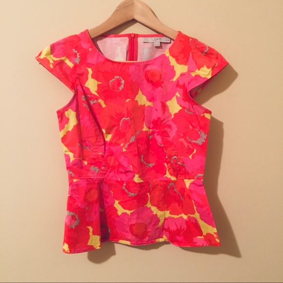 Ann Taylor LOFT | Floral Peplum Top - Picture 3 of 6